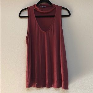 Choker neck tank